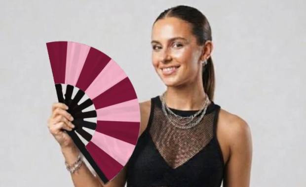 Modelo con el abanico Barras bordó y rosa radial